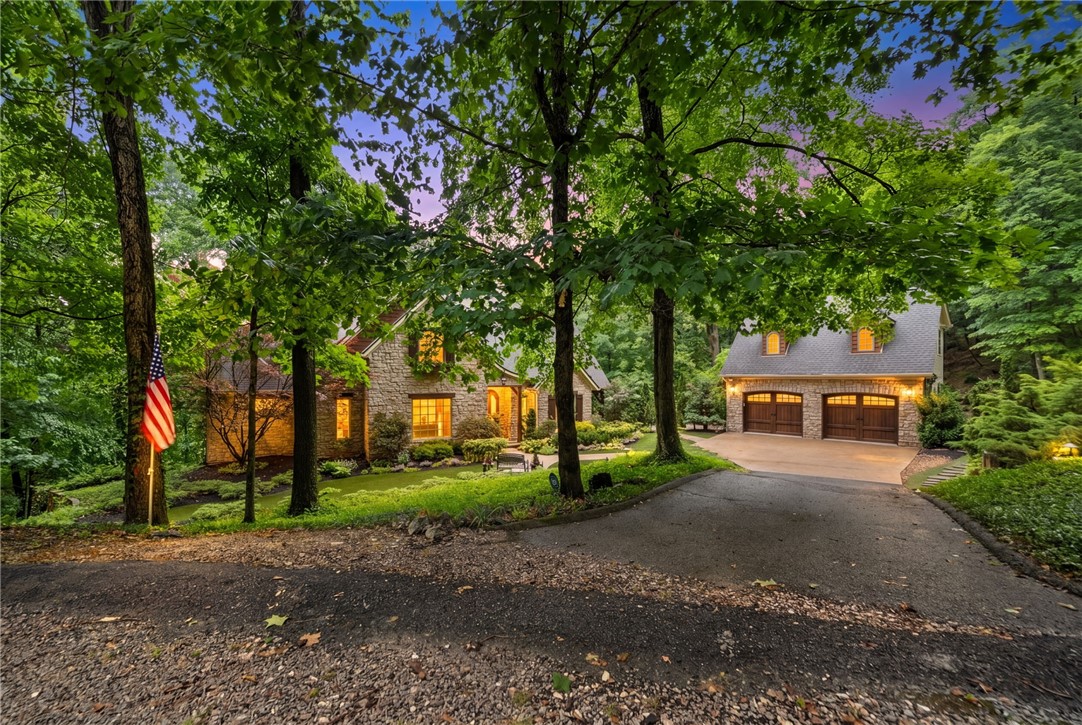 Unit 11, Holiday Island - Residential