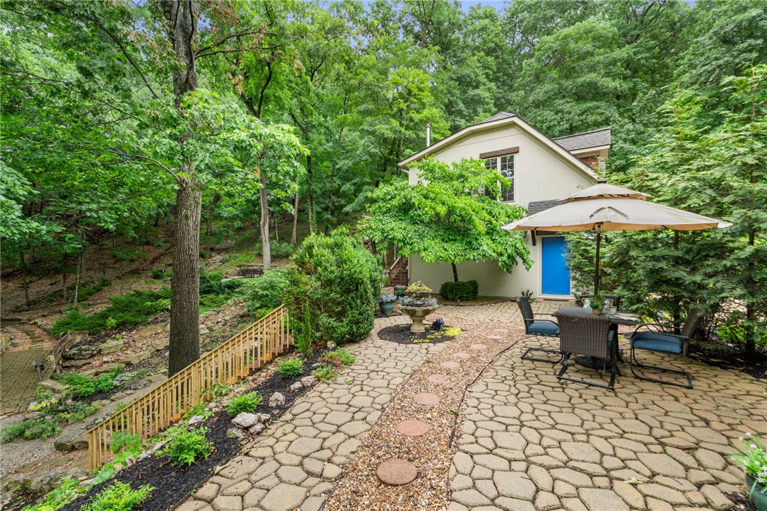 Unit 11, Holiday Island - Residential