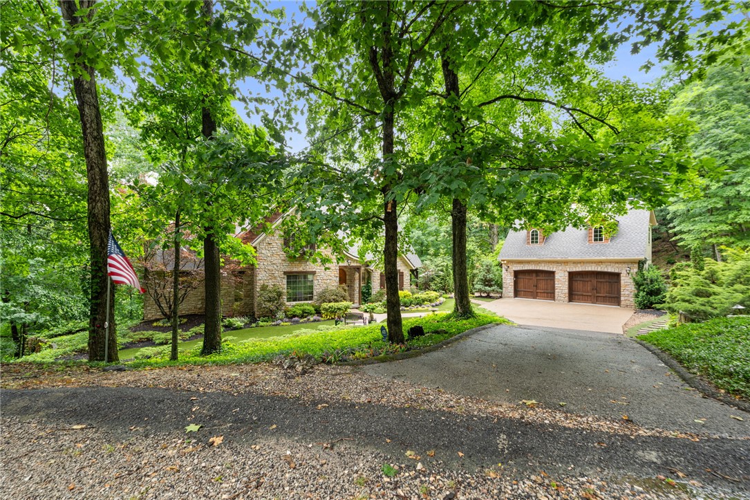 Unit 11, Holiday Island - Residential