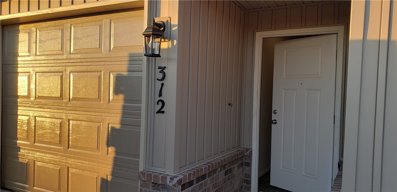 Woodward Park Ph Ii Highfill - Residential Lease