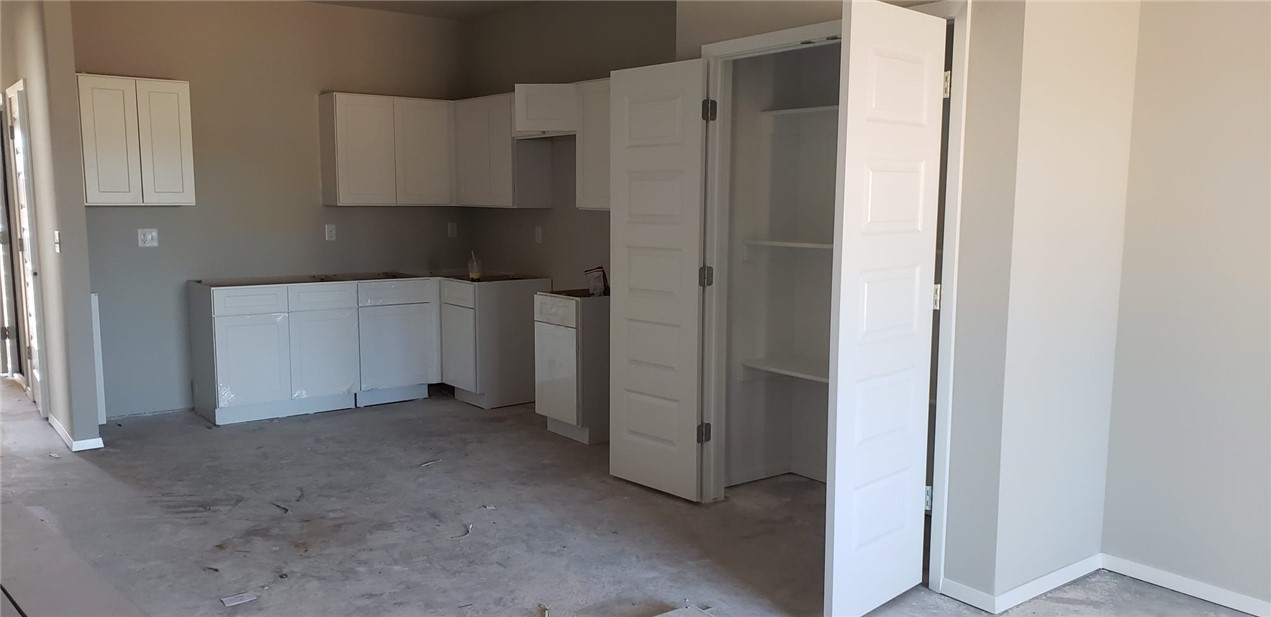 Woodward Park Ph Ii Highfill - Residential Lease