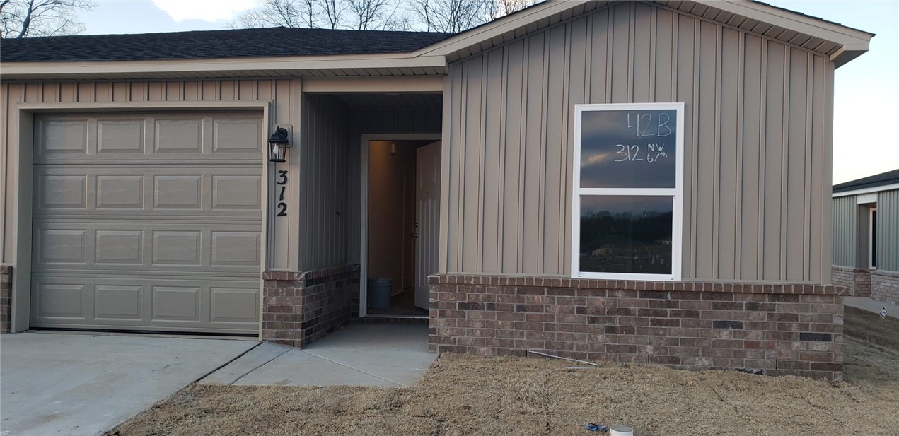 Woodward Park Ph Ii Highfill - Residential Lease