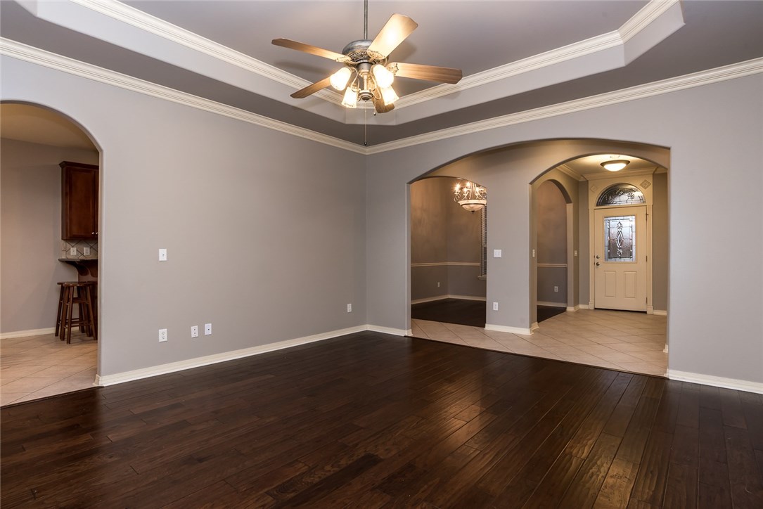 Briar Chase - Residential