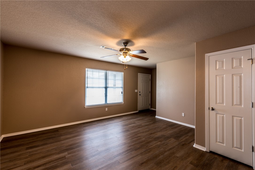 Commons At Walnut Crossing - Residential Lease