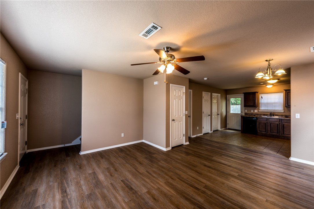 Commons At Walnut Crossing - Residential Lease
