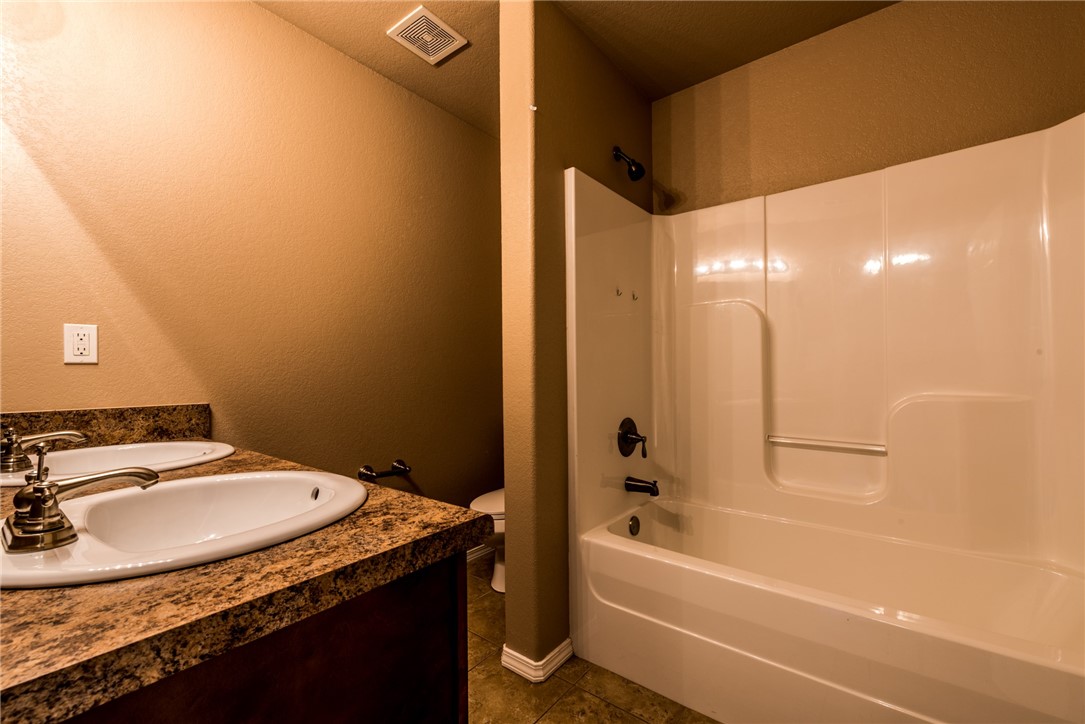 Commons At Walnut Crossing - Residential Lease