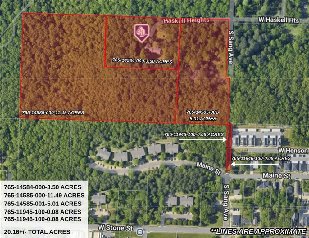 A rare opportunity in South Fayetteville. Land like this simply isn’t being created anymore—especially this close to the U of A and Razorback Stadium. The value lies in the property itself, and the existing home provides flexibility while you plan your next steps. Ideal for investors, developers, or long-term strategists looking for a prime location.