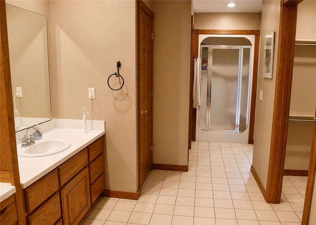 Hickory Hills Ph Ii - Residential