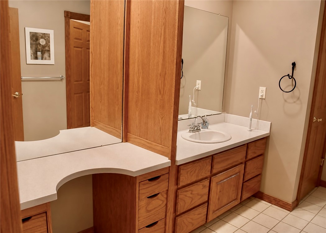 Hickory Hills Ph Ii - Residential