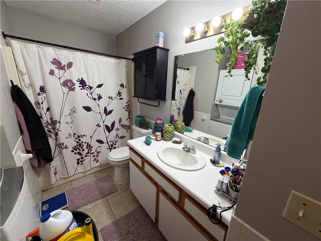 26-19-30-ROGERS - Residential Lease