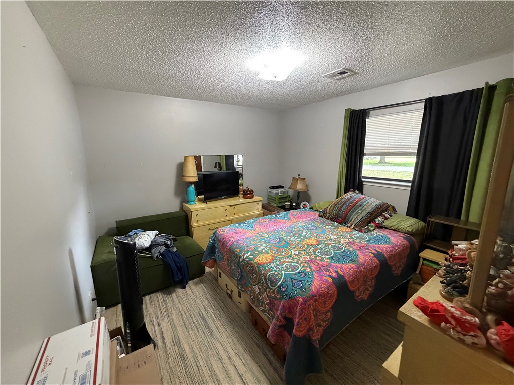 26-19-30-ROGERS - Residential Lease