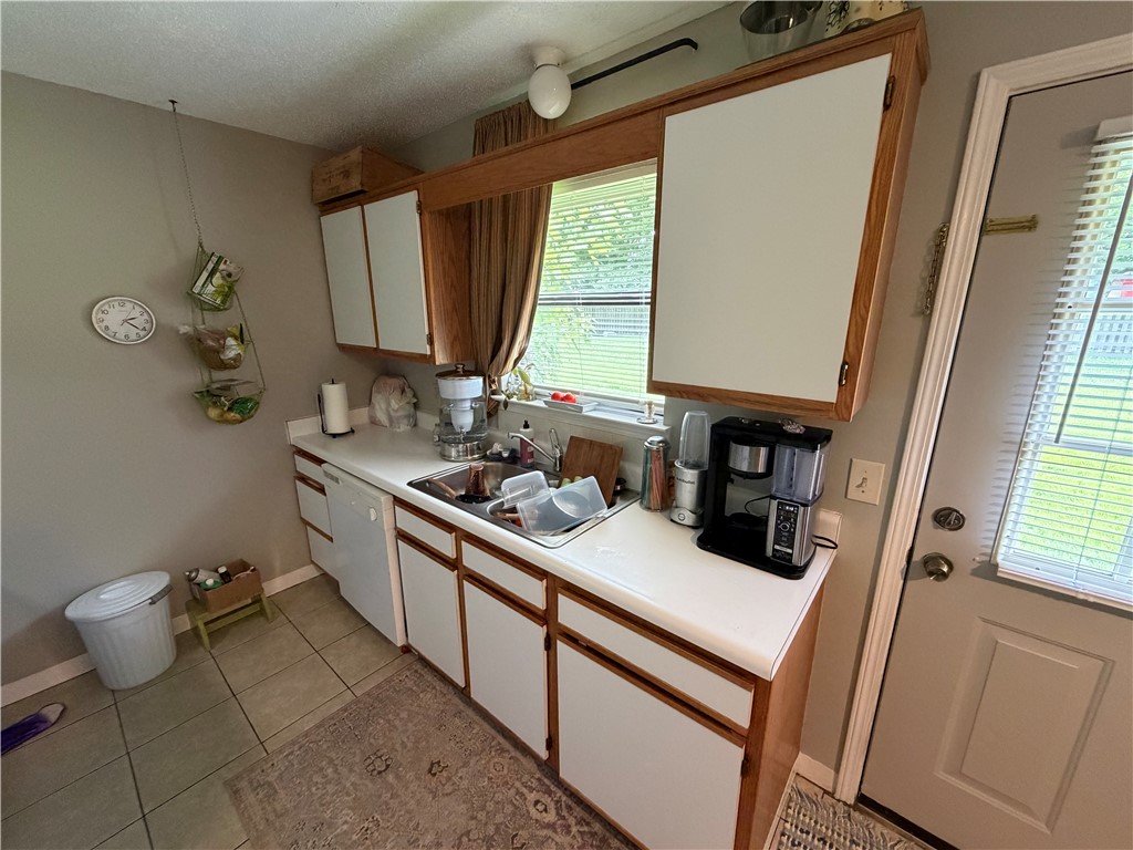 26-19-30-ROGERS - Residential Lease