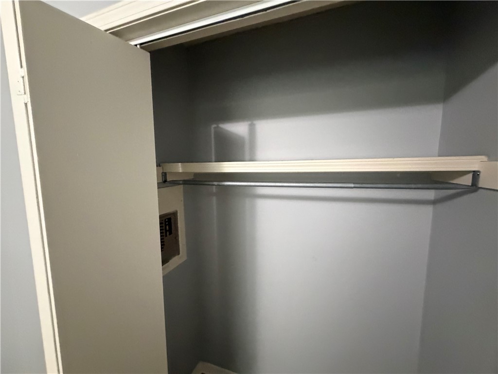 26-19-30-ROGERS - Residential Lease
