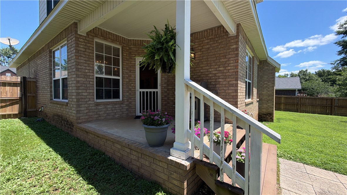 Stoney Creek Place Sub Rogers - Residential