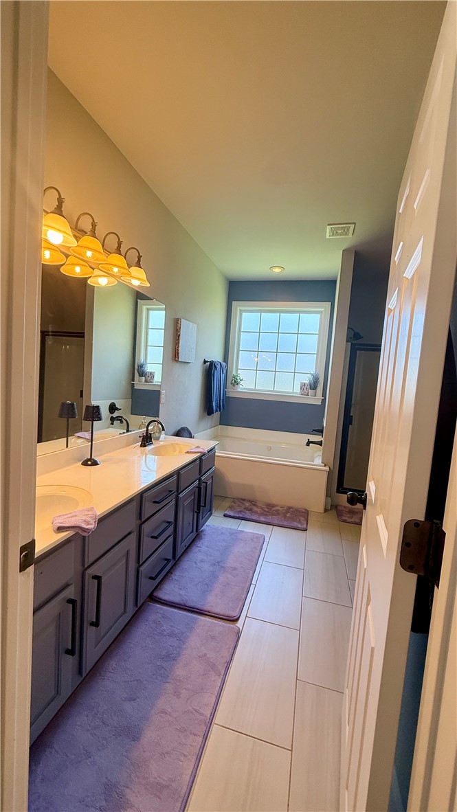 Stoney Creek Place Sub Rogers - Residential