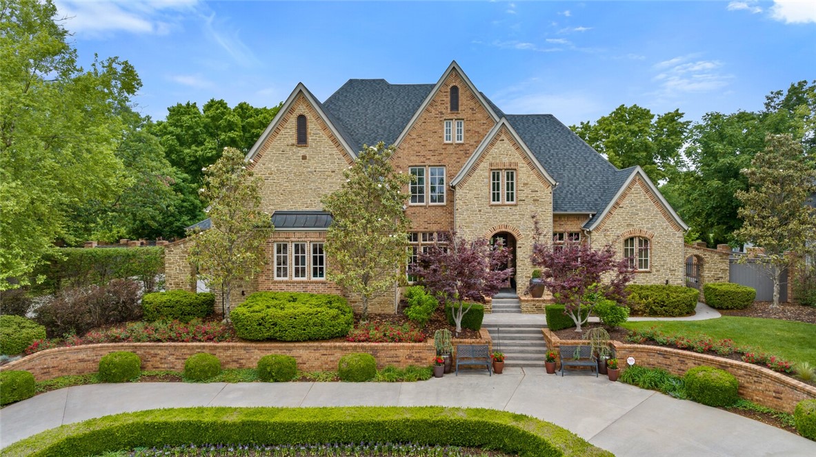 Pinnacle - Residential