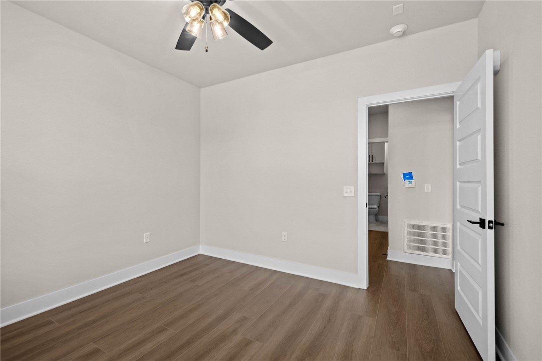 MEDLIN MEADOWS SUB PH 2-BENTONVILLE - Residential