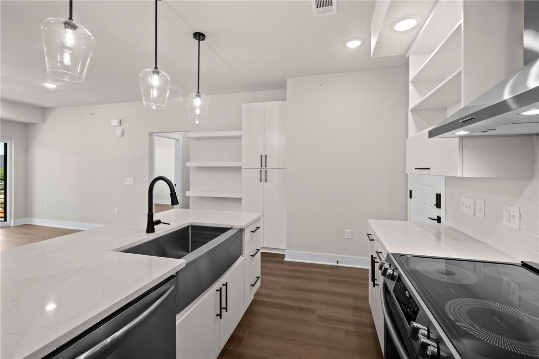 MEDLIN MEADOWS SUB PH 2-BENTONVILLE - Residential