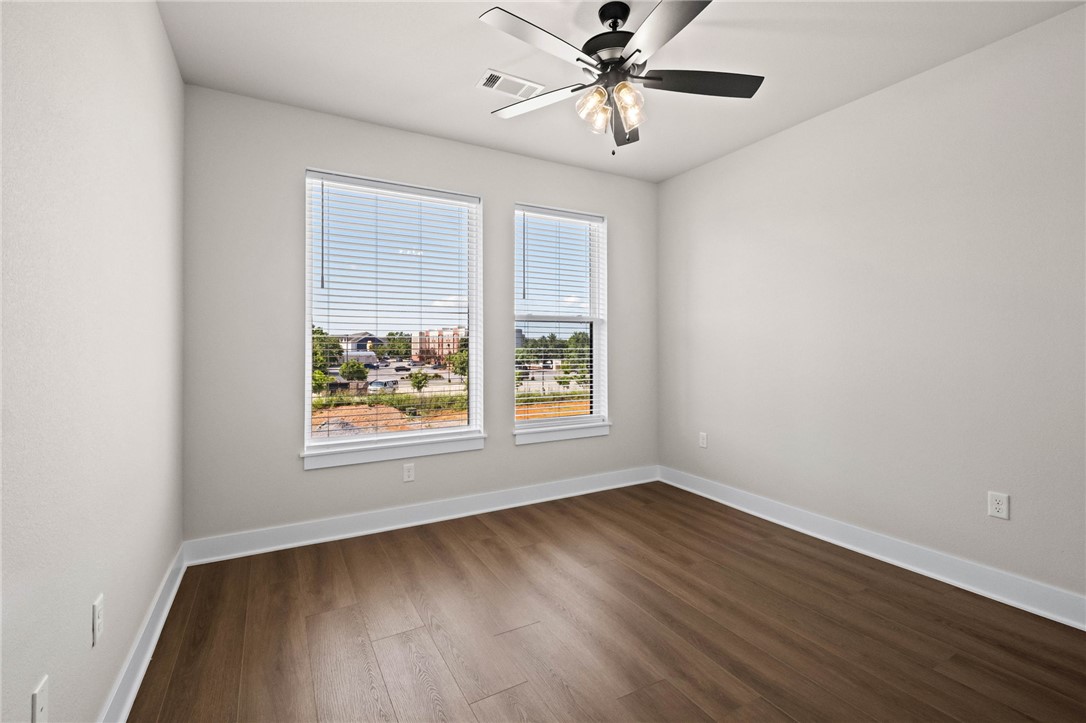 MEDLIN MEADOWS SUB PH 2-BENTONVILLE - Residential