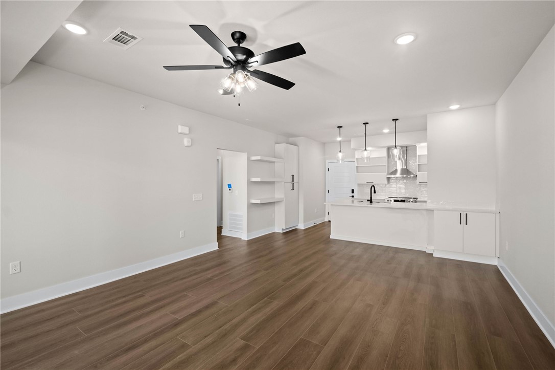 MEDLIN MEADOWS SUB PH 2-BENTONVILLE - Residential