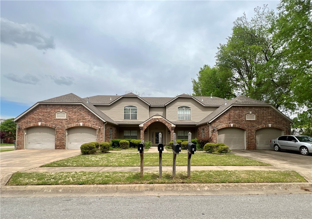 Step into the charm of this well-maintained 4-plex – your golden ticket in East Fayetteville! Each of the four roomy units offers 1,136 sq ft of living space, featuring 3 bedrooms, 2 bathrooms, and a sweet one-car garage.

Nestled within a stroll's reach of schools, shopping spots, tasty eateries, and fitness hubs – this 4-plex is your hub for convenience and entertainment. The perfect spot for investors eyeing a hassle-free property with some serious rental income potential.

Don't miss out on this sweet deal – your low-maintenance, high-reward investment journey starts here!