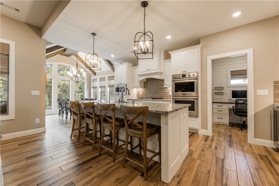 Hunt's Lakeside Estates - Residential