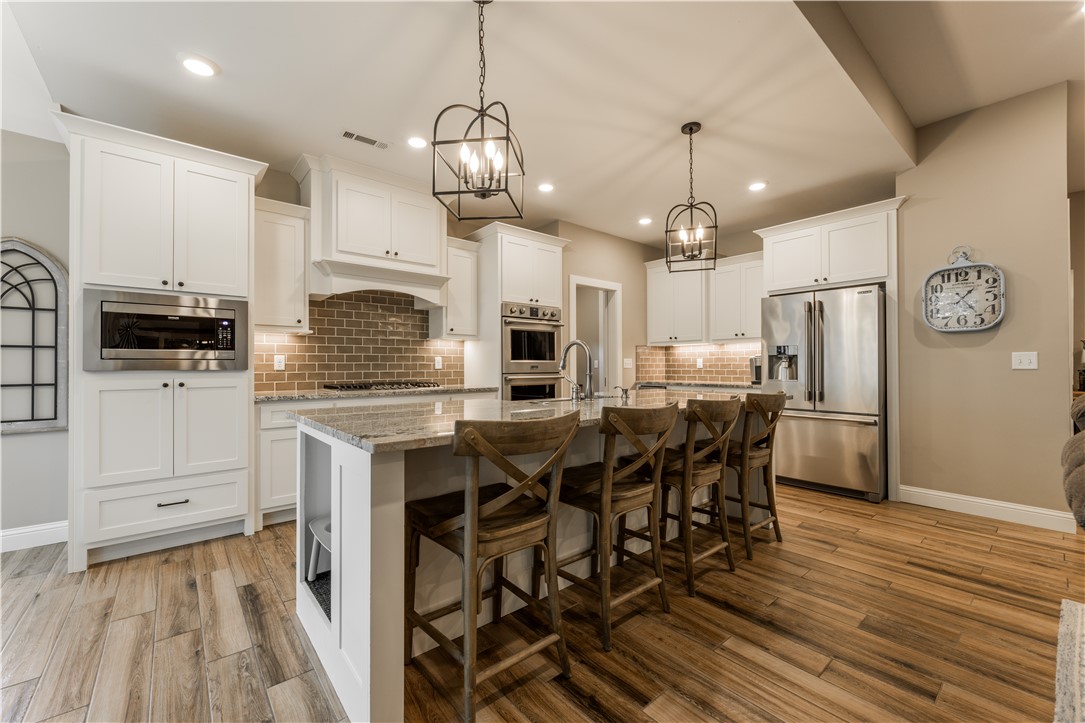 Hunt's Lakeside Estates - Residential