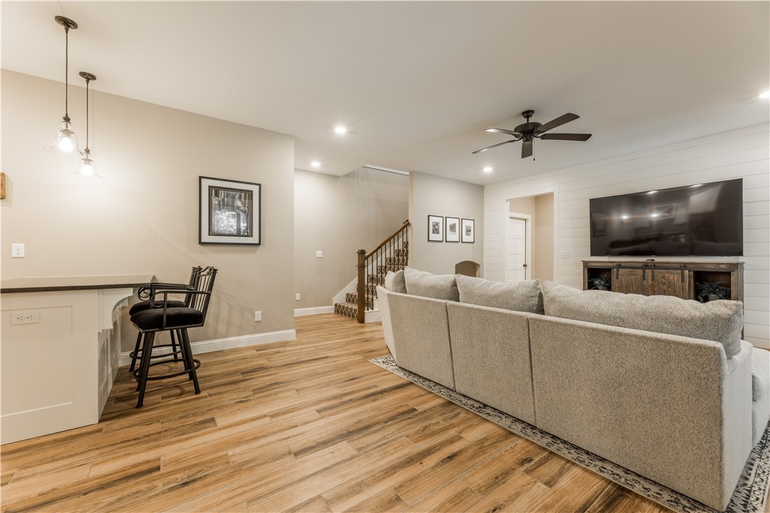 Hunt's Lakeside Estates - Residential