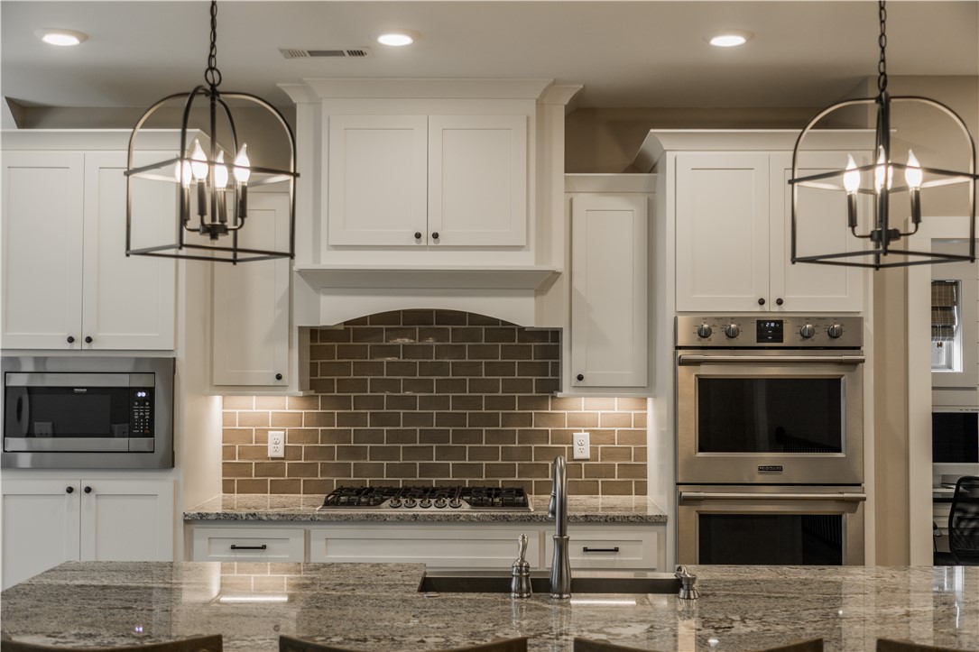 Hunt's Lakeside Estates - Residential