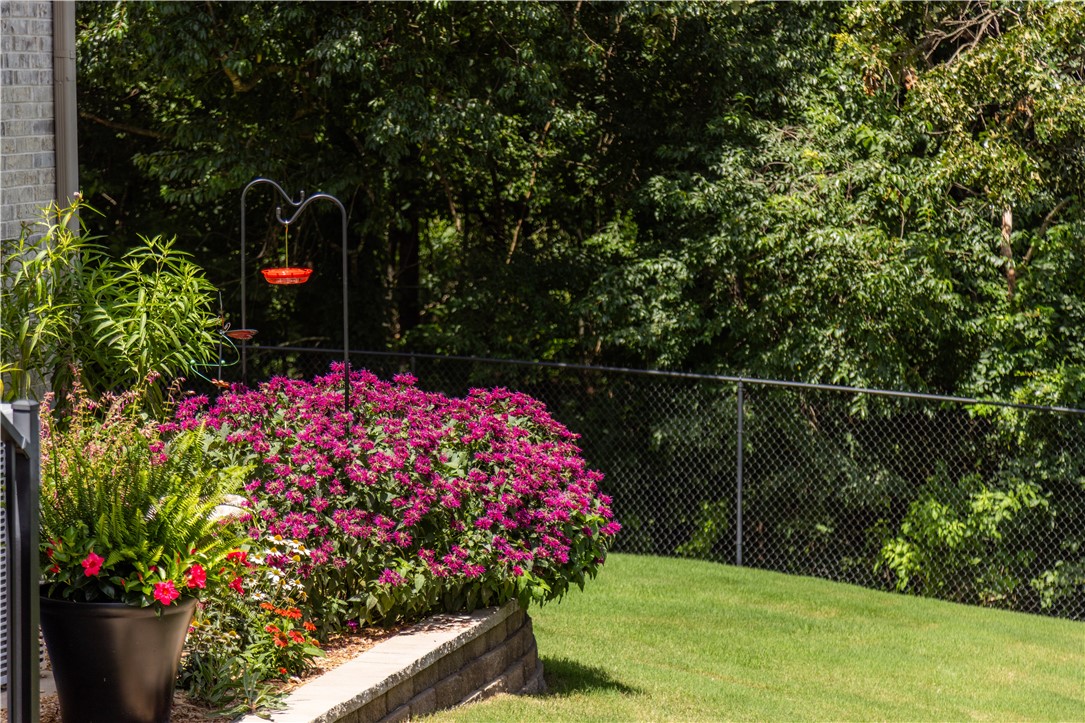 Hunt's Lakeside Estates - Residential