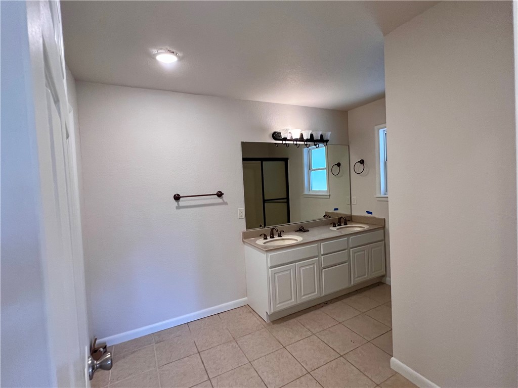 Fayetteville Outlots - Residential Lease
