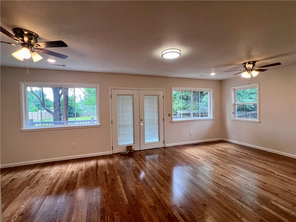 Fayetteville Outlots - Residential Lease