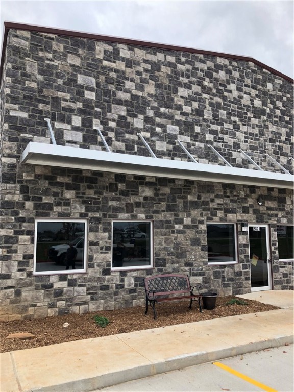 Springdale Outlots - Commercial Lease