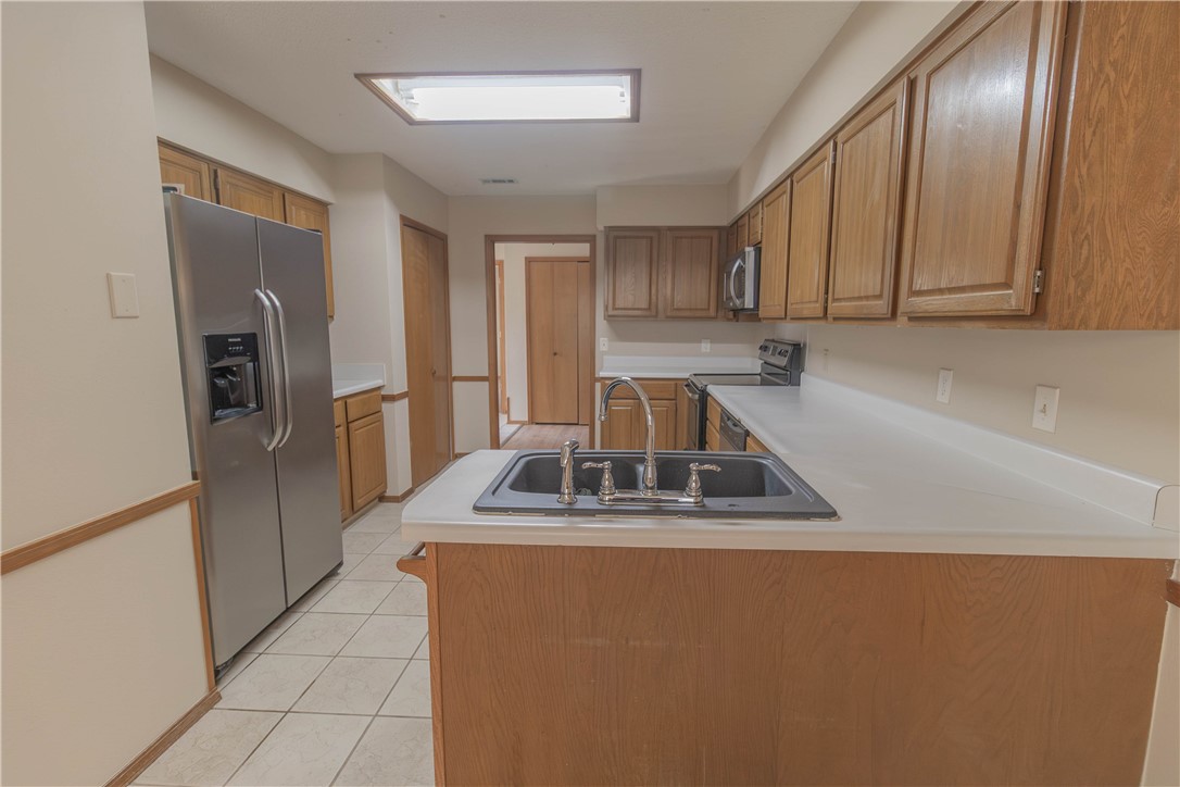 Meadow Acres - Residential Lease