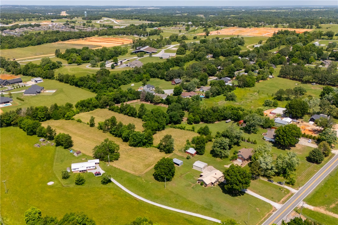 Elm Spgs Outlots - Residential