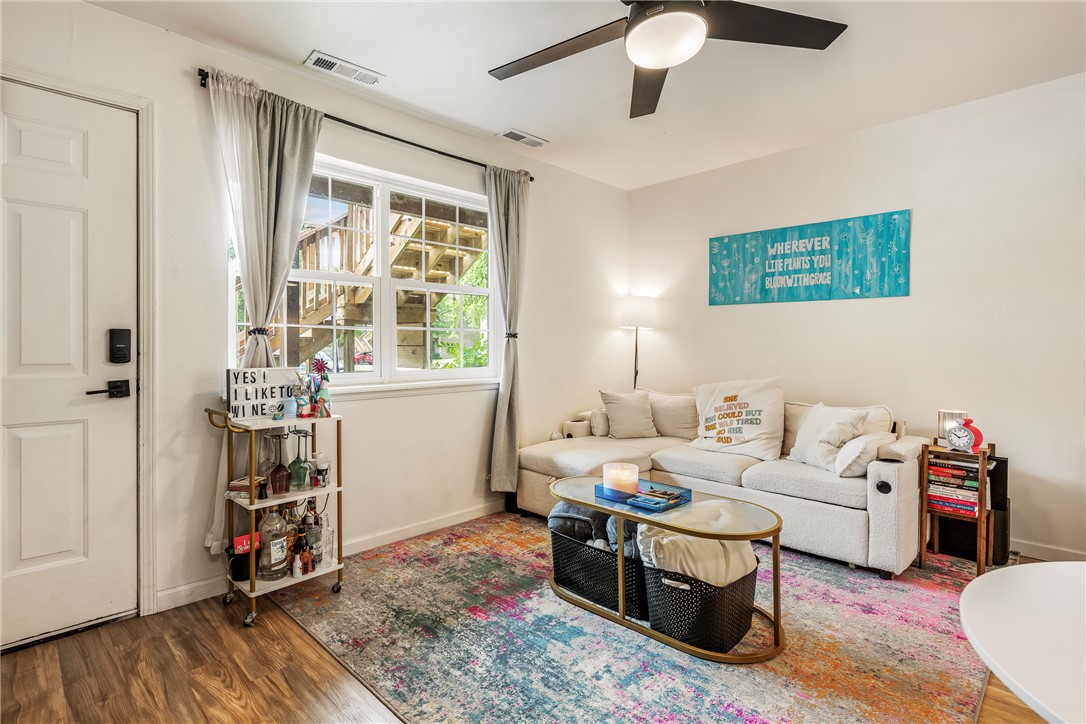 Bradford Place Condo Hpr - Residential