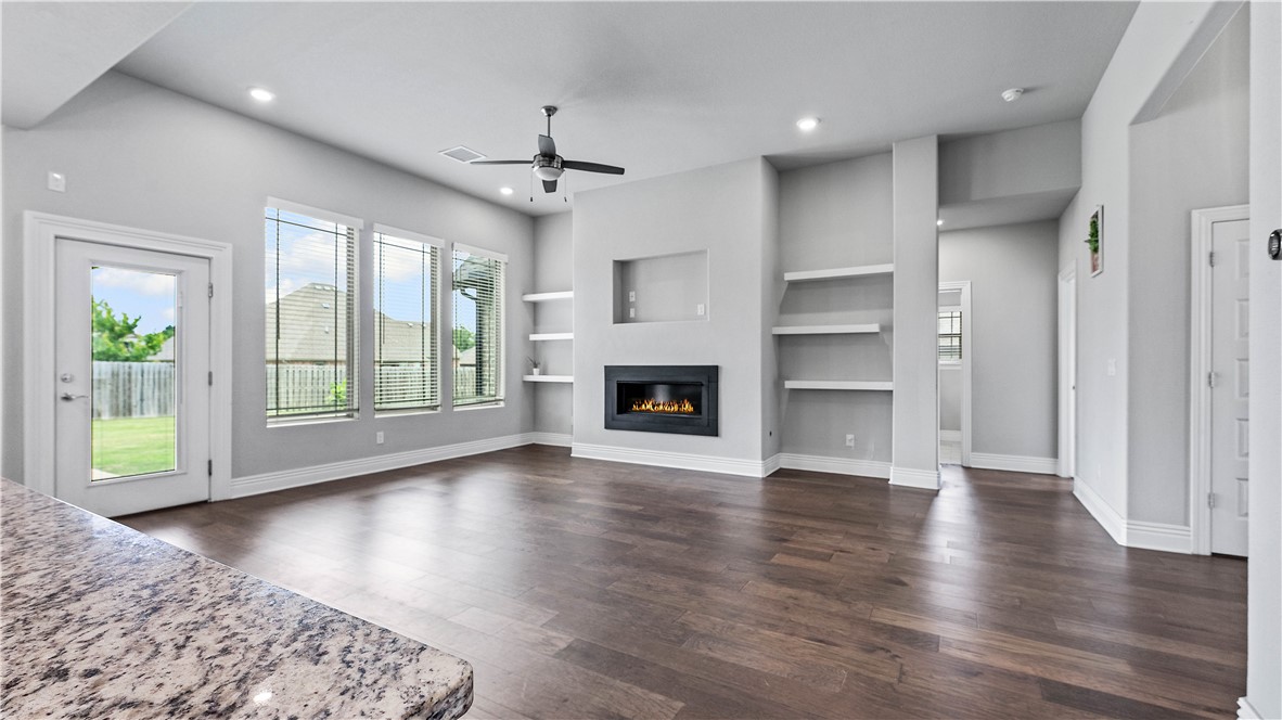 Quail Hollow Ph Iii Centerton - Residential