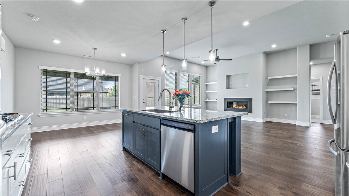 Quail Hollow Ph Iii Centerton - Residential