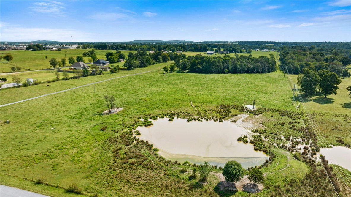 Tontitown Outlots - Land
