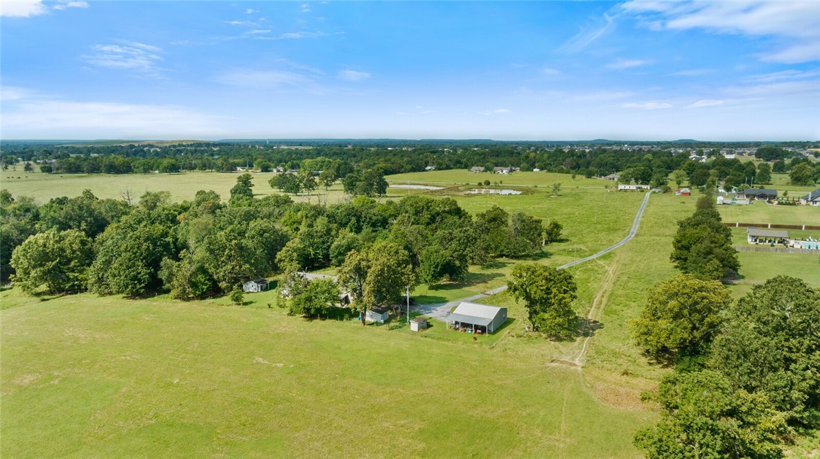 Tontitown Outlots - Land