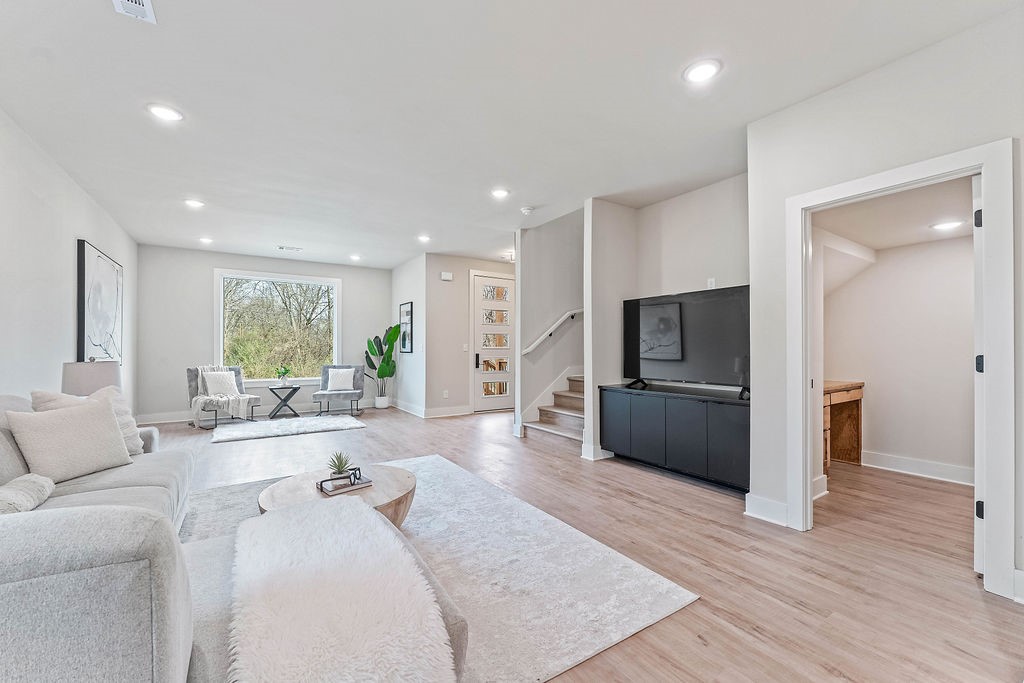 Happy Hollow Addition - Residential Lease