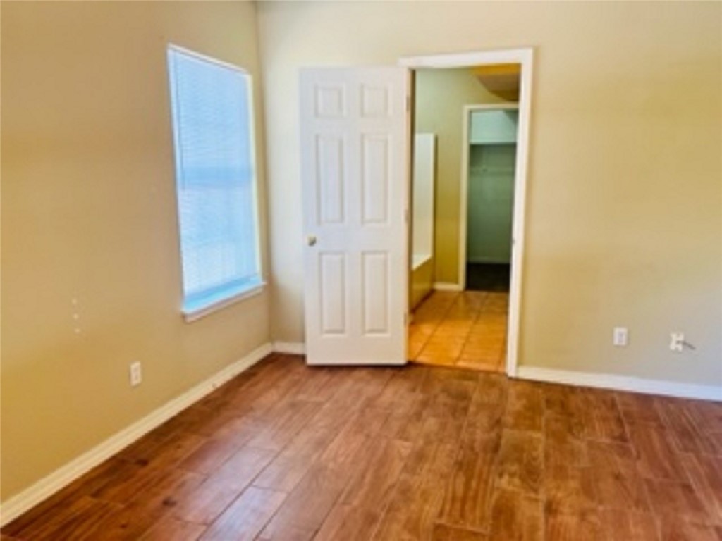 Heritage Village Ph I - Residential Lease