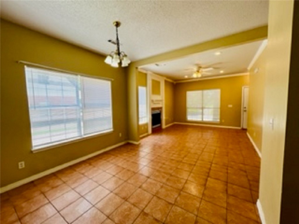 Heritage Village Ph I - Residential Lease
