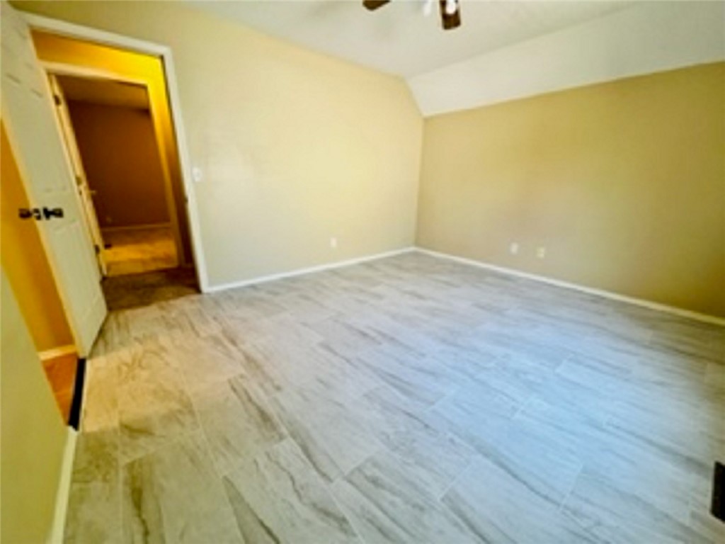 Heritage Village Ph I - Residential Lease