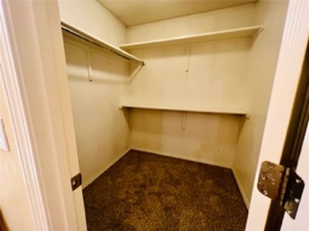 Heritage Village Ph I - Residential Lease