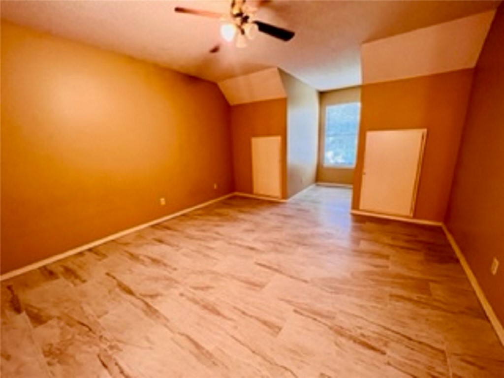 Heritage Village Ph I - Residential Lease