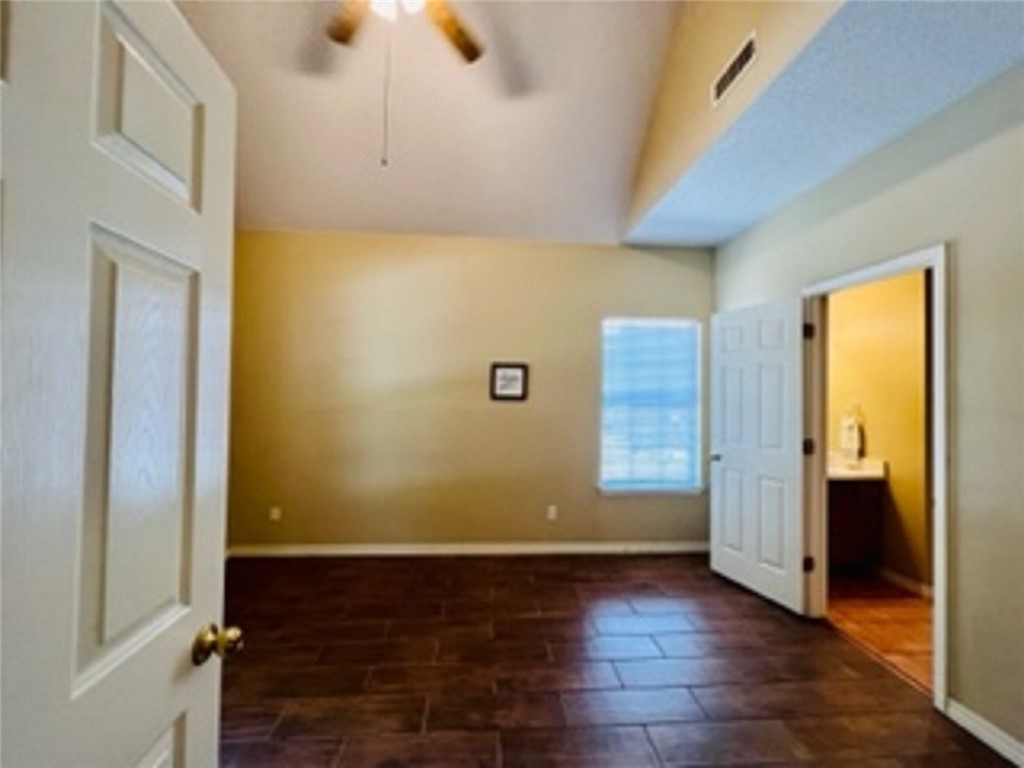 Heritage Village Ph I - Residential Lease