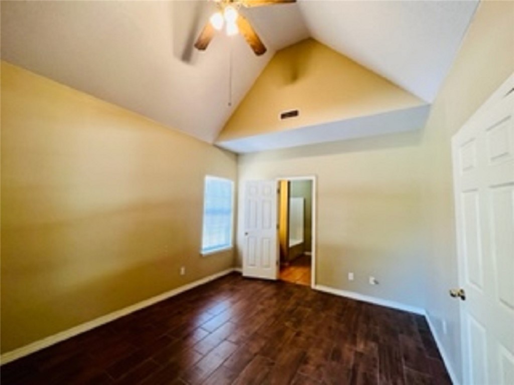 Heritage Village Ph I - Residential Lease