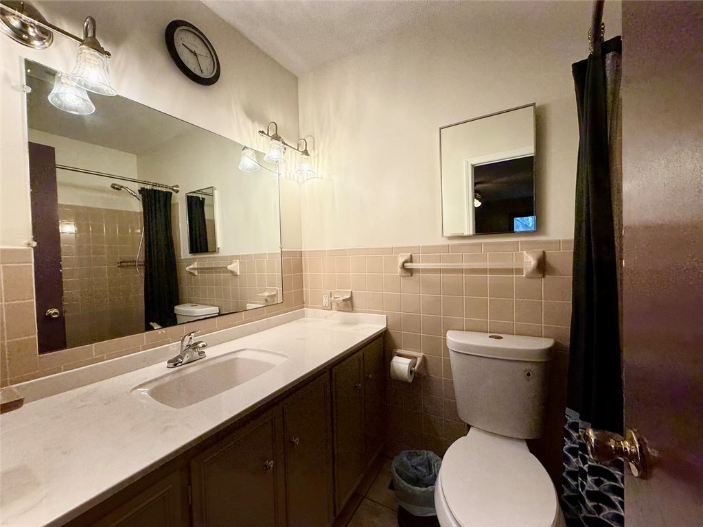 Robinwood Ii - Residential Lease