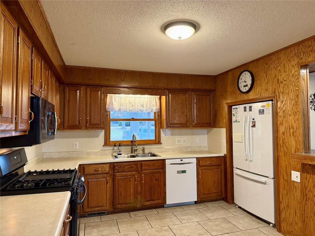 Robinwood Ii - Residential Lease
